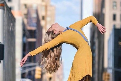 为自己加油的鼓励个性文案 如果你简单这个世界就对你简单