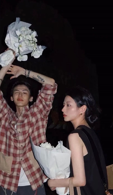 2022甜蜜幸福感十足的情侣壁纸 让人看了想恋爱的皮肤大全