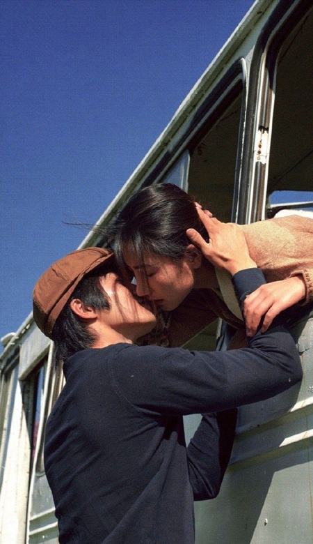 2023七夕专属超甜美的情侣真人壁纸 你是我所有的少女情怀和心之所向