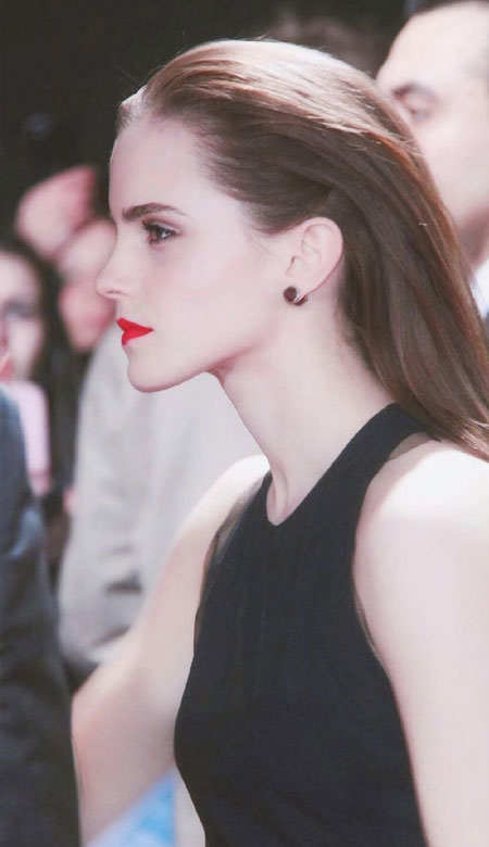 欧美女神艾玛・沃特森壁纸超美好看 孤独和抑郁的关系就好像游泳和溺水