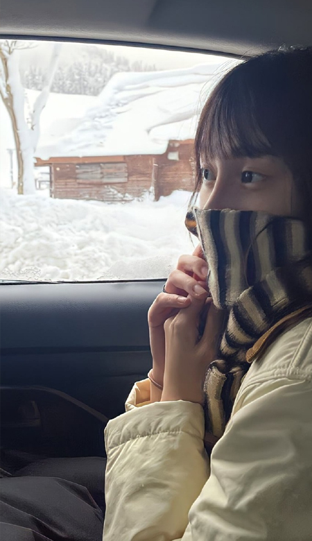 韩系美少女真人壁纸高清ins感 世间因少年挺身向前而更加瑰丽